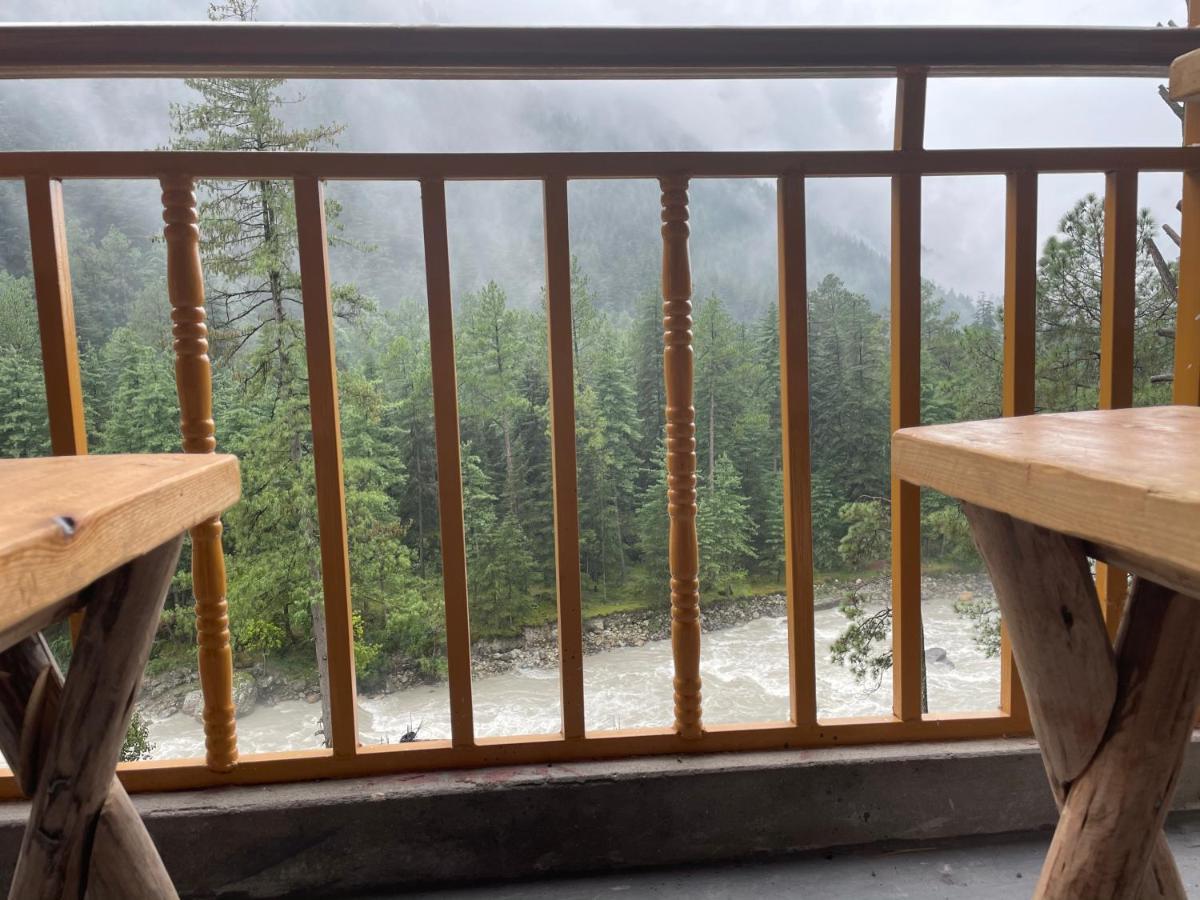 Highland Spirit Hotel Kasol Buitenkant foto